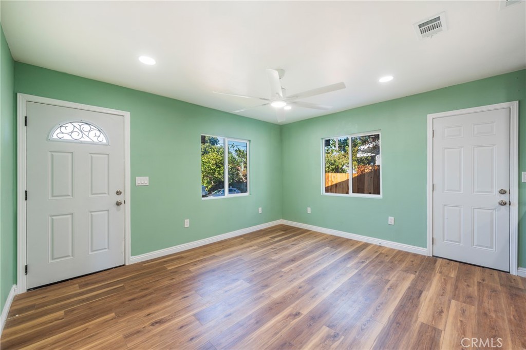 1680 South Rimpau Boulevard Los Angeles, CA 90019 - Photo 23 of 35