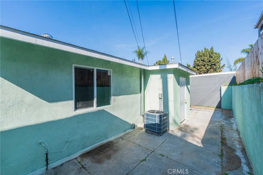 1680 South Rimpau Boulevard Los Angeles, CA 90019 - Photo 27 of 35