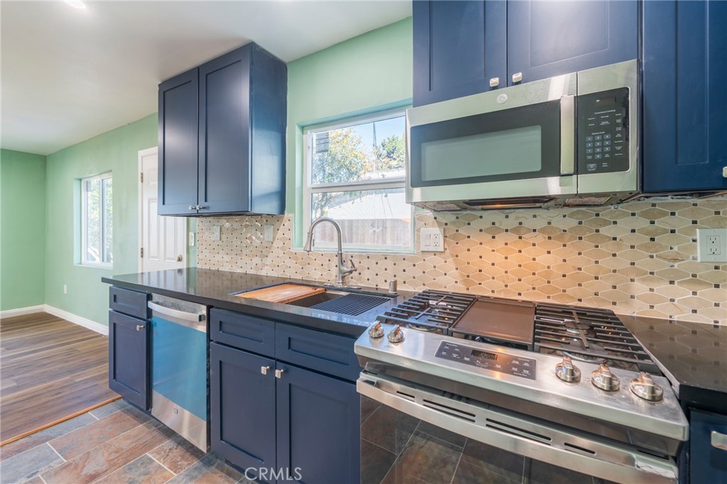 1680 South Rimpau Boulevard Los Angeles, CA 90019 - Photo 7 of 35