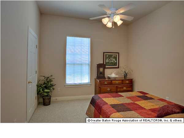 12441 Kentmere Avenue Baton Rouge, LA 70810 - Photo 18 of 27 Gallery Image 18