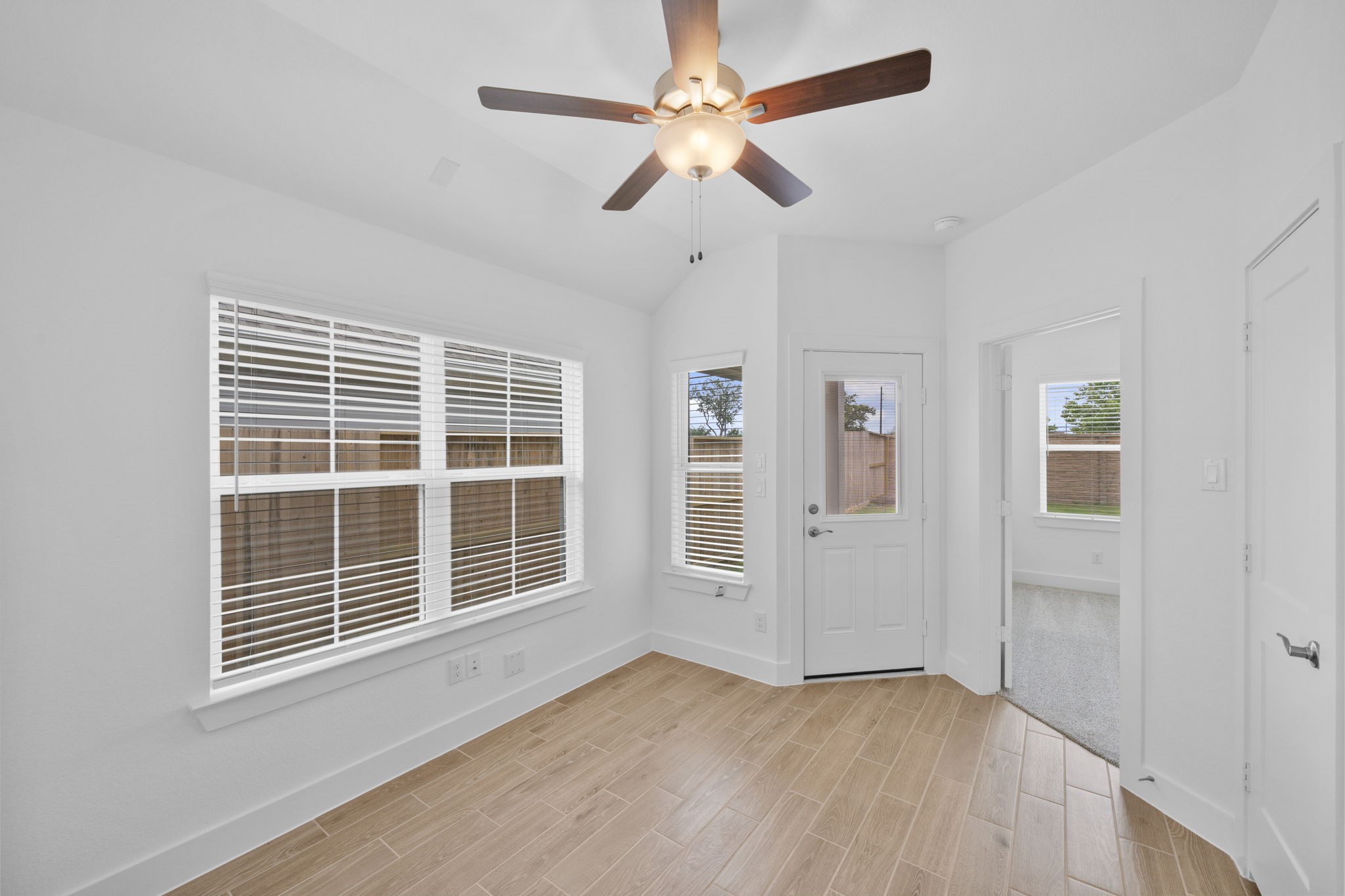 5259 Celestial Court Iowa Colony, TX 77583 - Photo 16 of 32