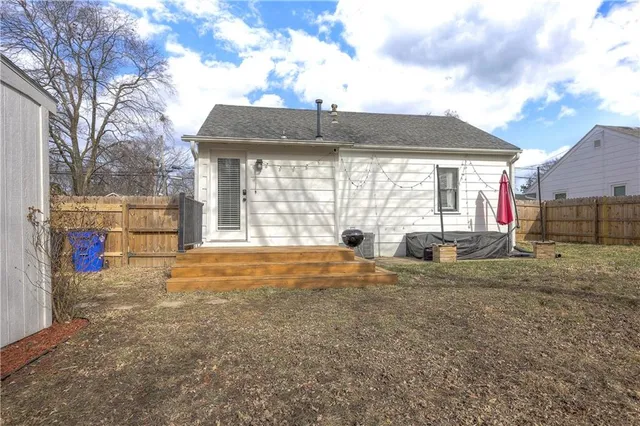 $245,000 | 619 East Loula Street, Olathe, KS 66061