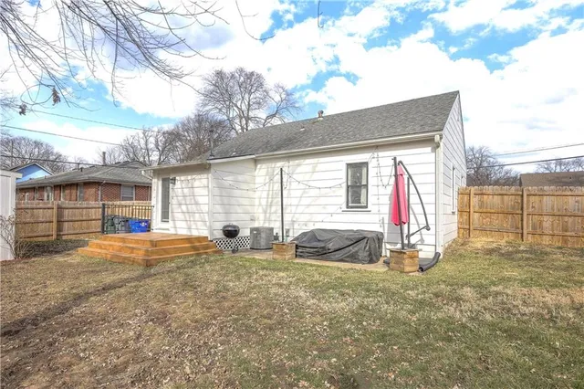 $245,000 | 619 East Loula Street, Olathe, KS 66061