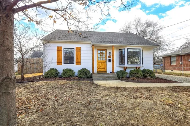 $245,000 | 619 East Loula Street, Olathe, KS 66061