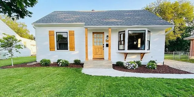 $245,000 | 619 East Loula Street, Olathe, KS 66061