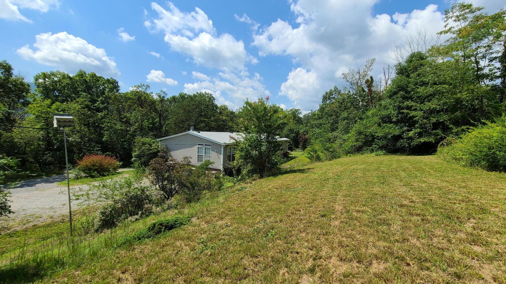 4051 Carterdell Road Salem, VA 24153 - Photo 28 of 36 20220829_122412