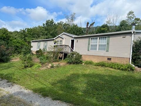 4051 Carterdell Road Salem, VA 24153 - Photo 3 of 36 IMG952642