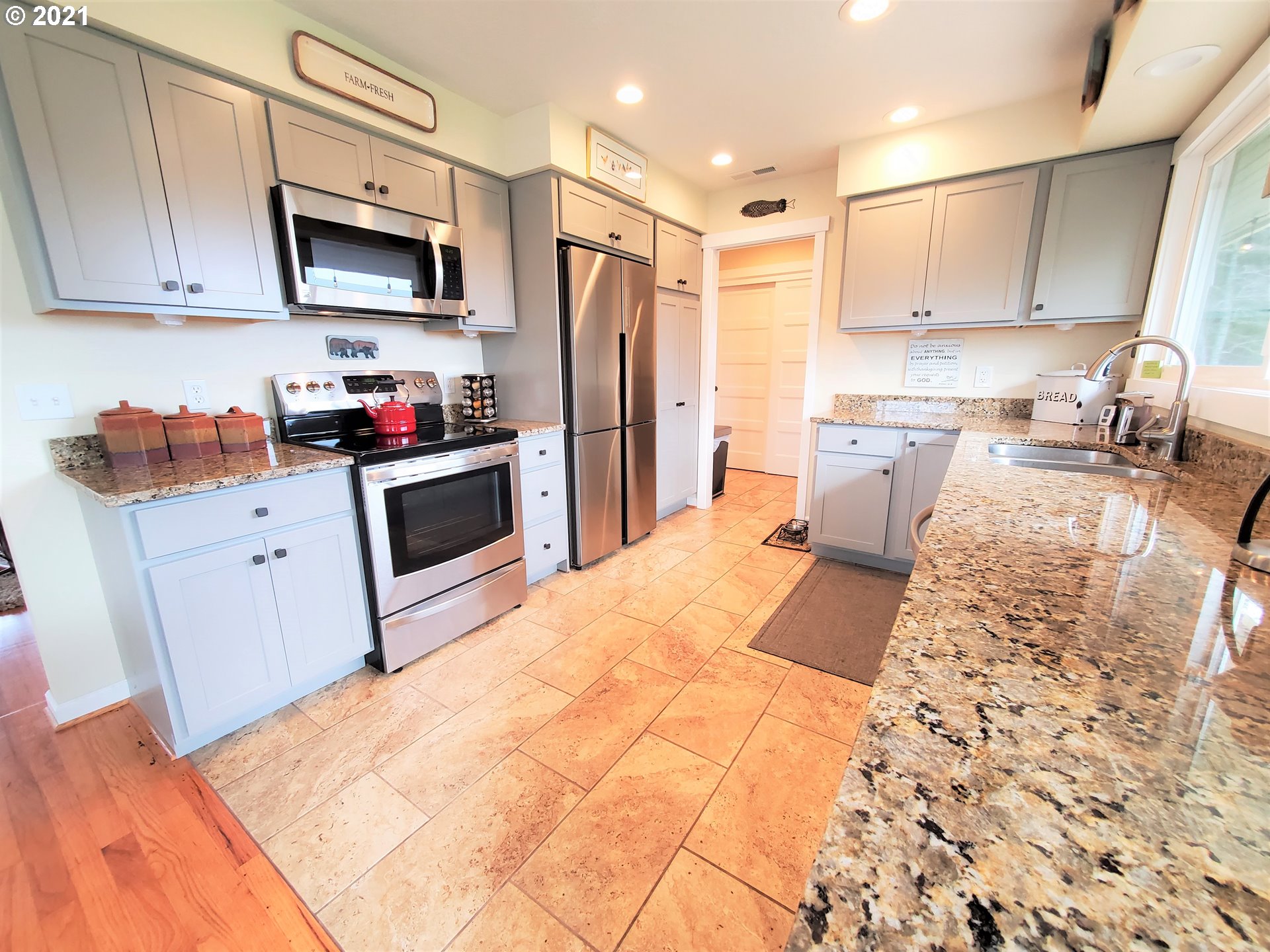 12502 Sandridge Road Long Beach, WA 98631 - Photo 13 of 32 Gallery Image 13