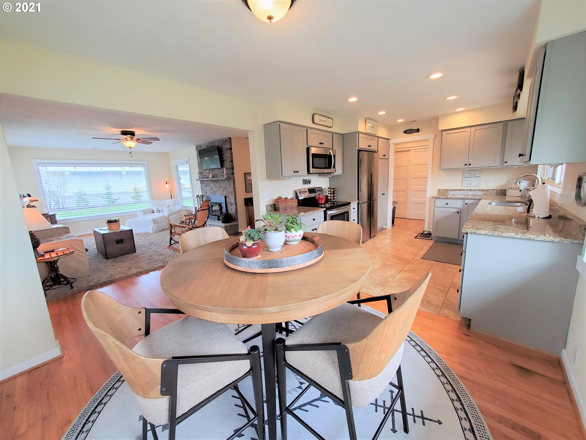 12502 Sandridge Road Long Beach, WA 98631 - Photo 10 of 32 Gallery Image 10