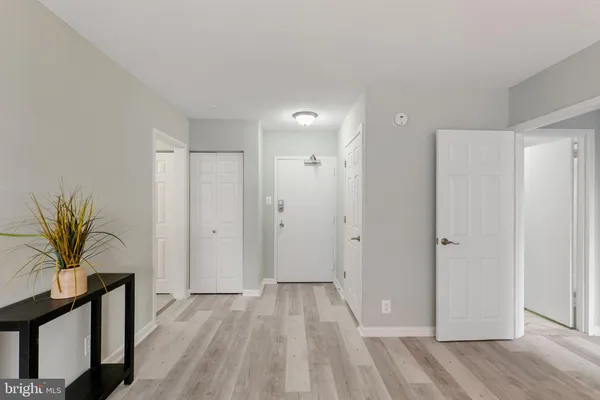 $2,685 | 4515 Willard Avenue, Unit 1414S, Chevy Chase, MD 20815