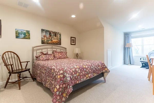$1,225,000 | 30 Sienna Lane, Unit 30, Natick, MA 01760