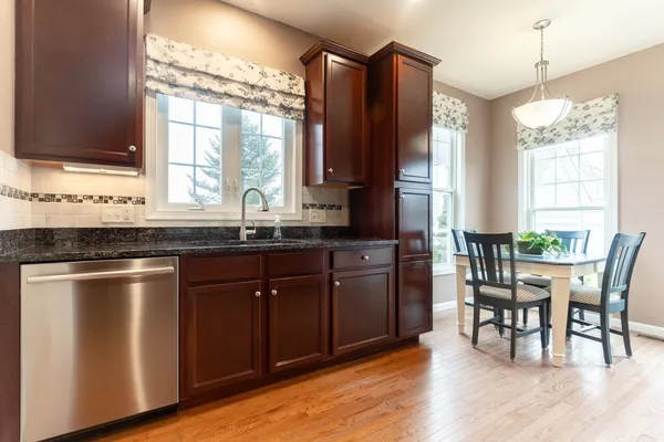 $1,225,000 | 30 Sienna Lane, Unit 30, Natick, MA 01760