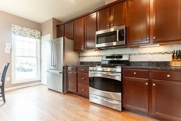 $1,225,000 | 30 Sienna Lane, Unit 30, Natick, MA 01760