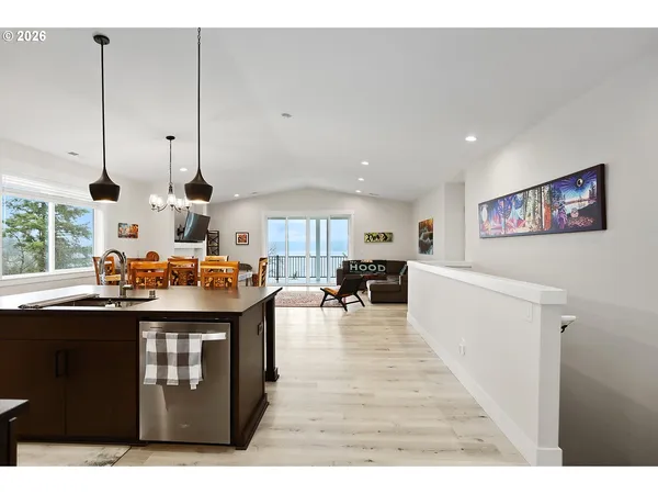 $814,000 | 250 Lower Basso Circle, Stevenson, WA 98648