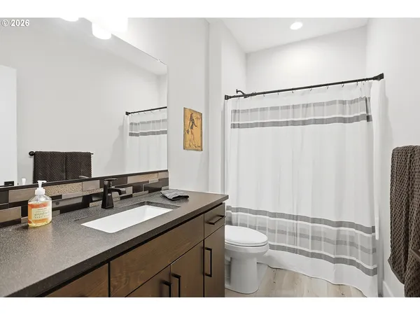 $814,000 | 250 Lower Basso Circle, Stevenson, WA 98648