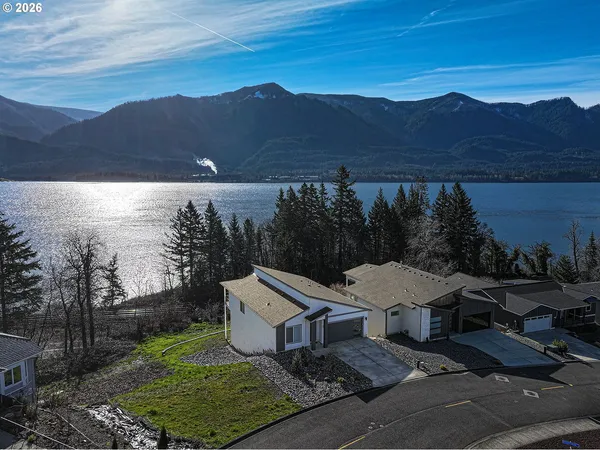 $814,000 | 250 Lower Basso Circle, Stevenson, WA 98648