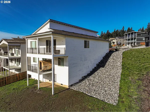 $814,000 | 250 Lower Basso Circle, Stevenson, WA 98648