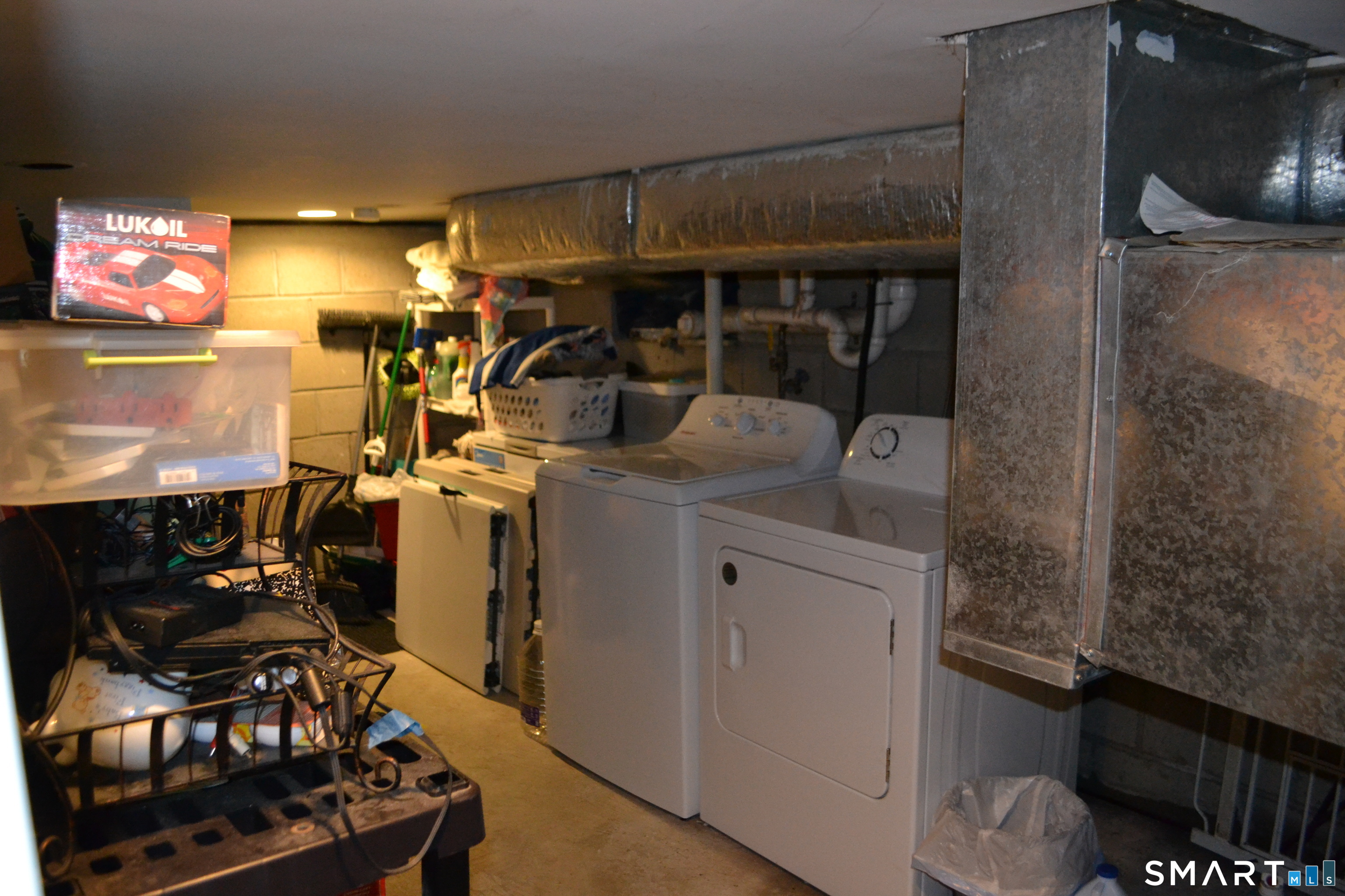 40 Emma Road Stamford, CT 06905 - Photo 23 of 31 Gallery Image 23