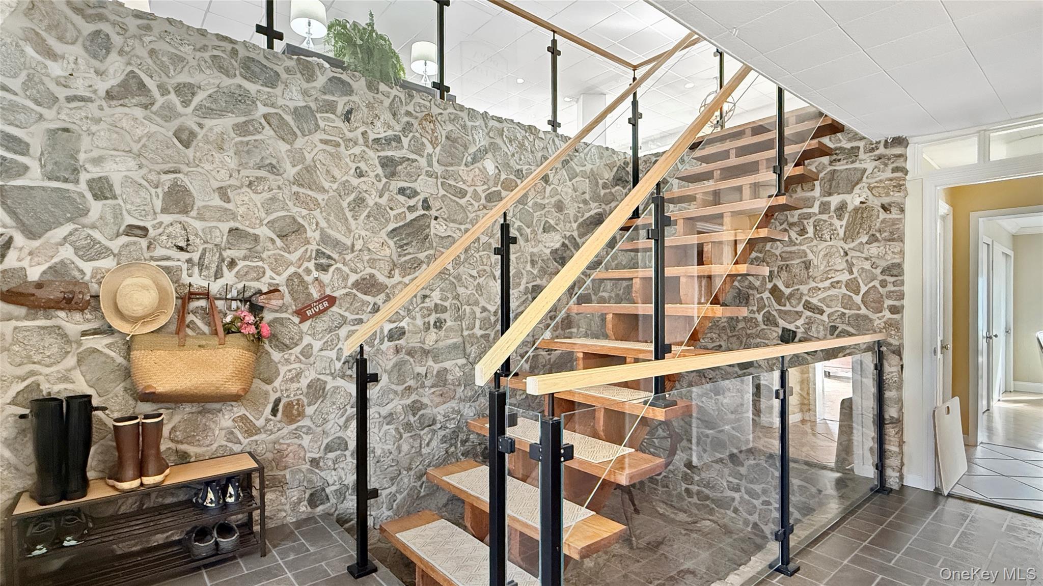 65 Mine Dock Road Fort Montgomery, NY 10922 - Photo 6 of 29