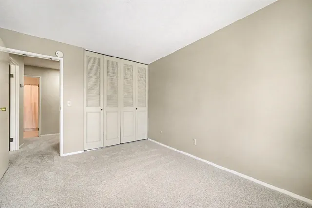 $133,000 | 183 Little Canada Road East, Unit 302, Little Canada, MN 55117