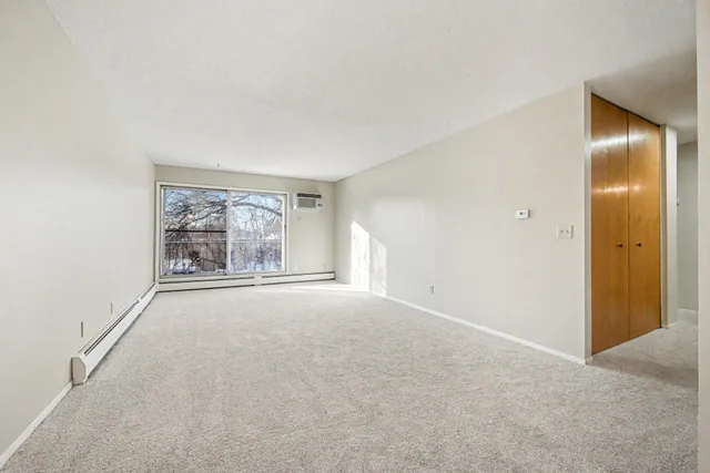 $133,000 | 183 Little Canada Road East, Unit 302, Little Canada, MN 55117