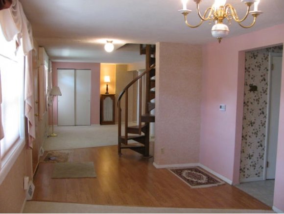 330 Anderson Road Vestal, NY 13850 - Photo 4 of 14 Gallery Image 4
