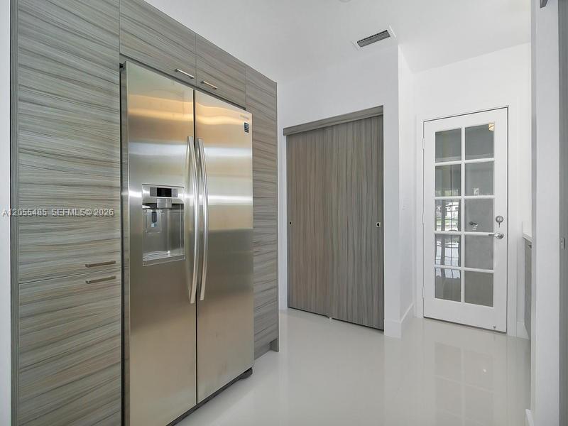 1365 Daytonia Road Miami Beach, FL 33141 - Photo 17 of 41 Gallery Image 17