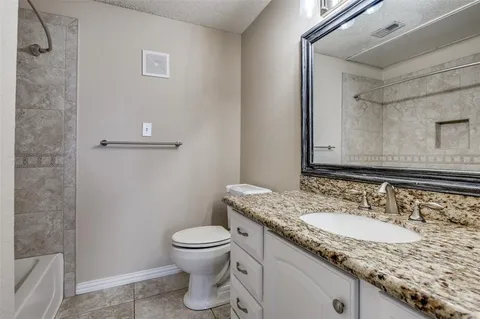 $496,000 | 2201 Wolf Street, Unit 5107, Dallas, TX 75201