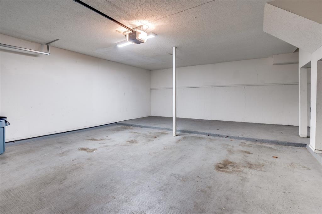 2201 Wolf Street, Unit 5107 Dallas, TX 75201 - Photo 17 of 21 a view of an empty room