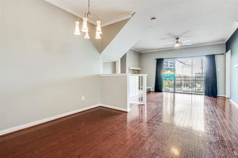 $496,000 | 2201 Wolf Street, Unit 5107, Dallas, TX 75201
