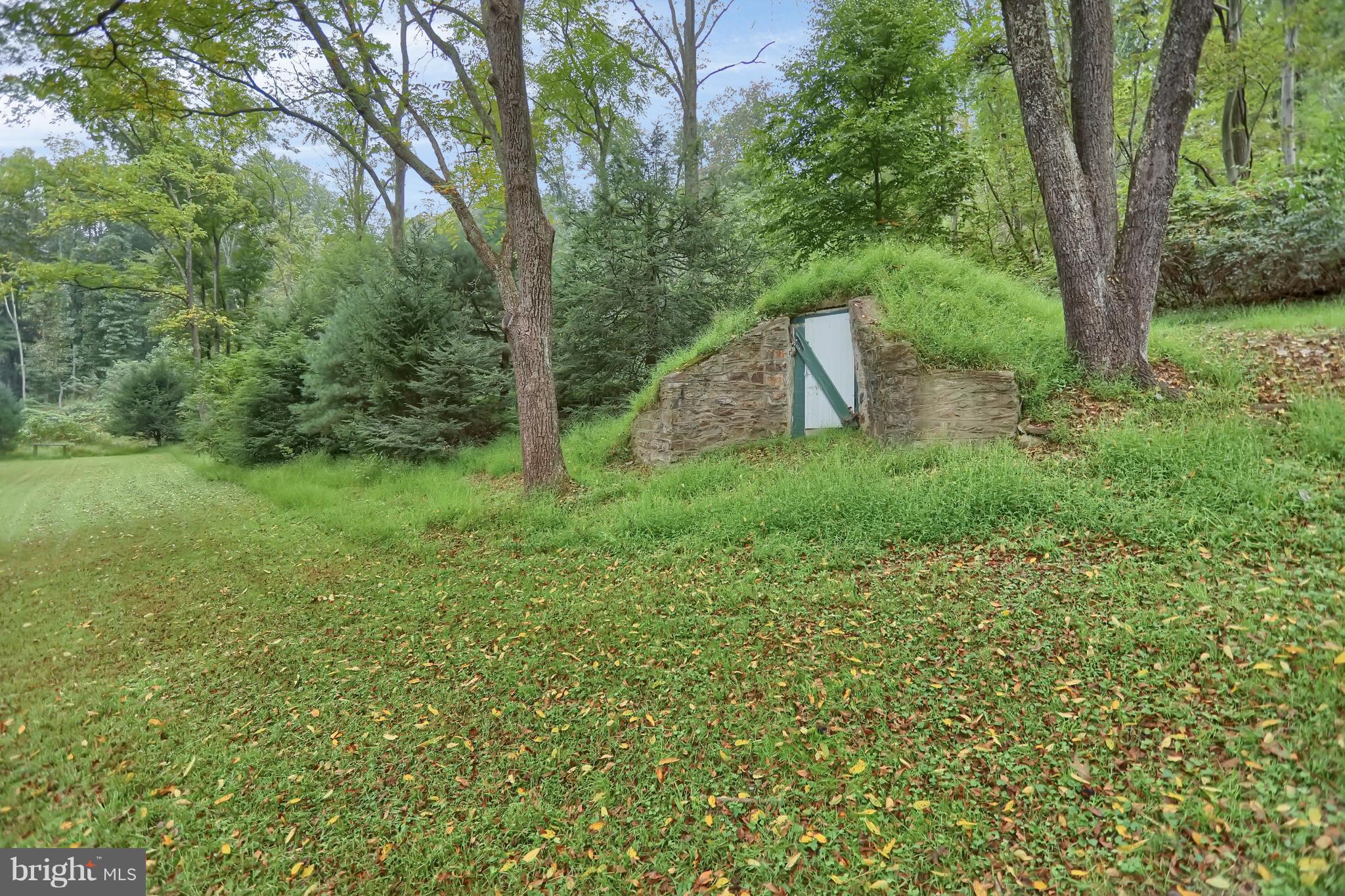 950 New Ridge Road Millerstown, PA 17062 - Photo 13 of 62 Gallery Image 13