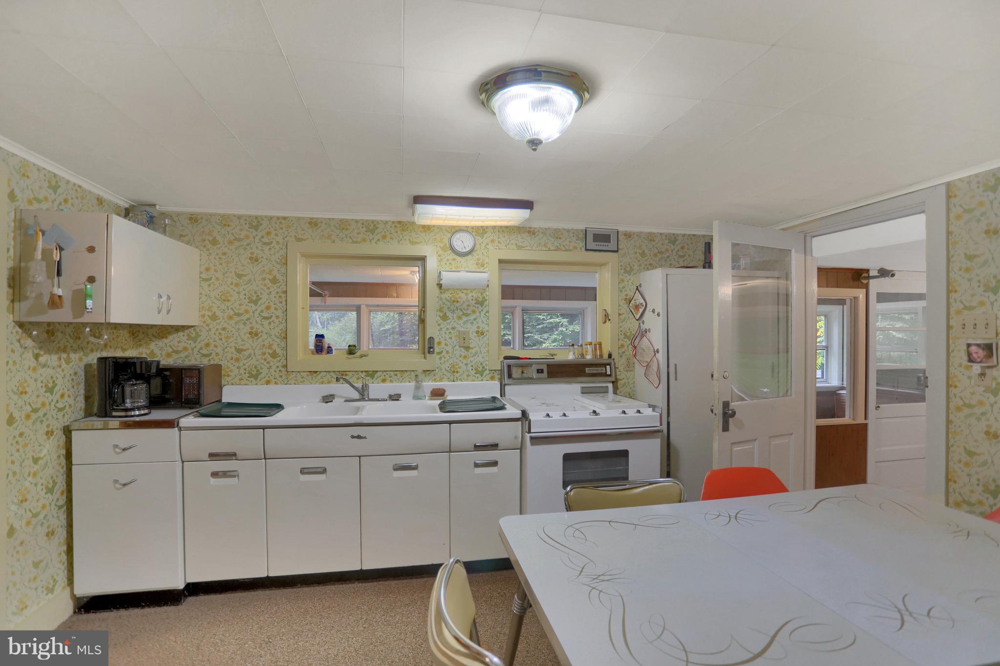 950 New Ridge Road Millerstown, PA 17062 - Photo 4 of 62 Gallery Image 4