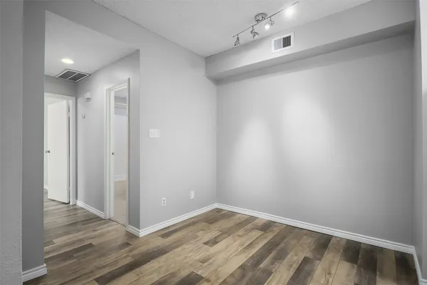 $1,750 | 7065 North Holiday Drive, Galveston, TX 77550
