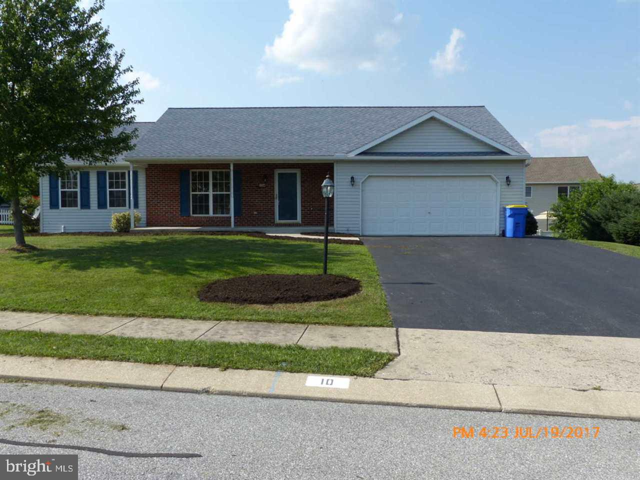 10 Coventry Cross Road Mount Wolf, PA 17347 - Photo 1 of 20 Gallery Image 1