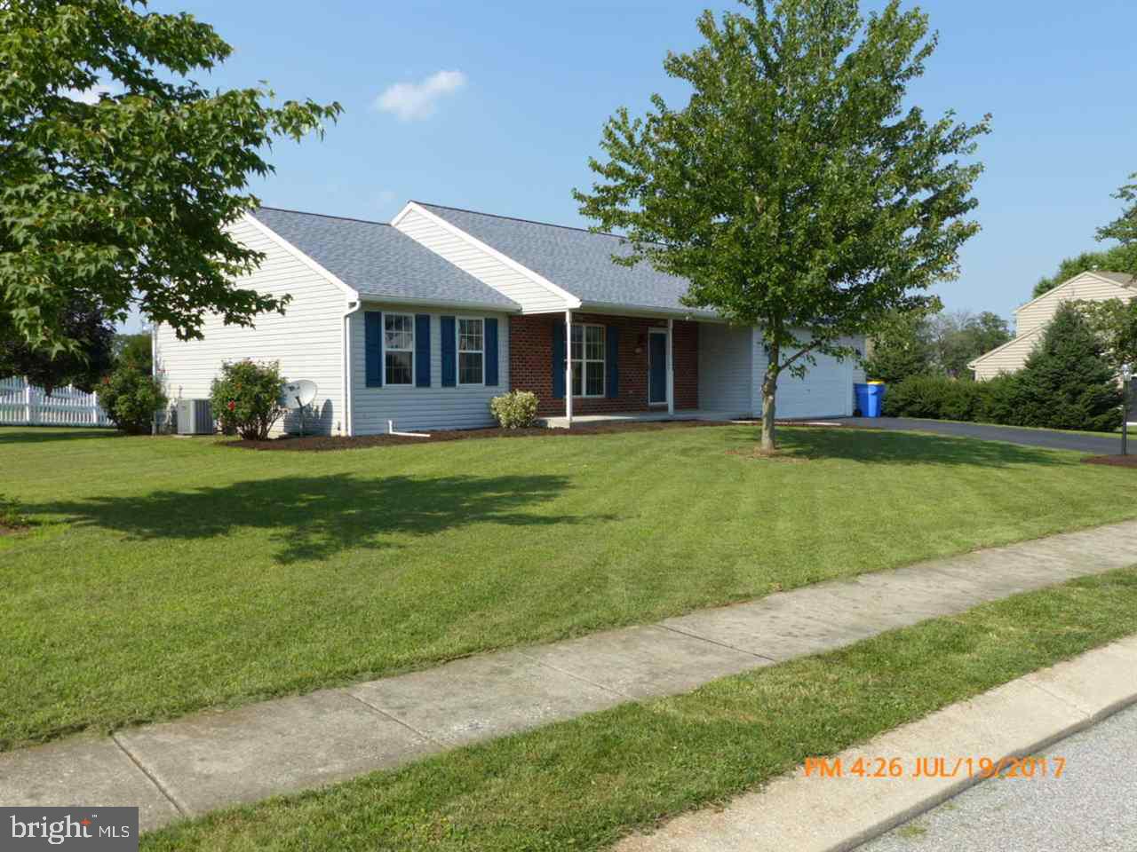 10 Coventry Cross Road Mount Wolf, PA 17347 - Photo 4 of 20 Gallery Image 4