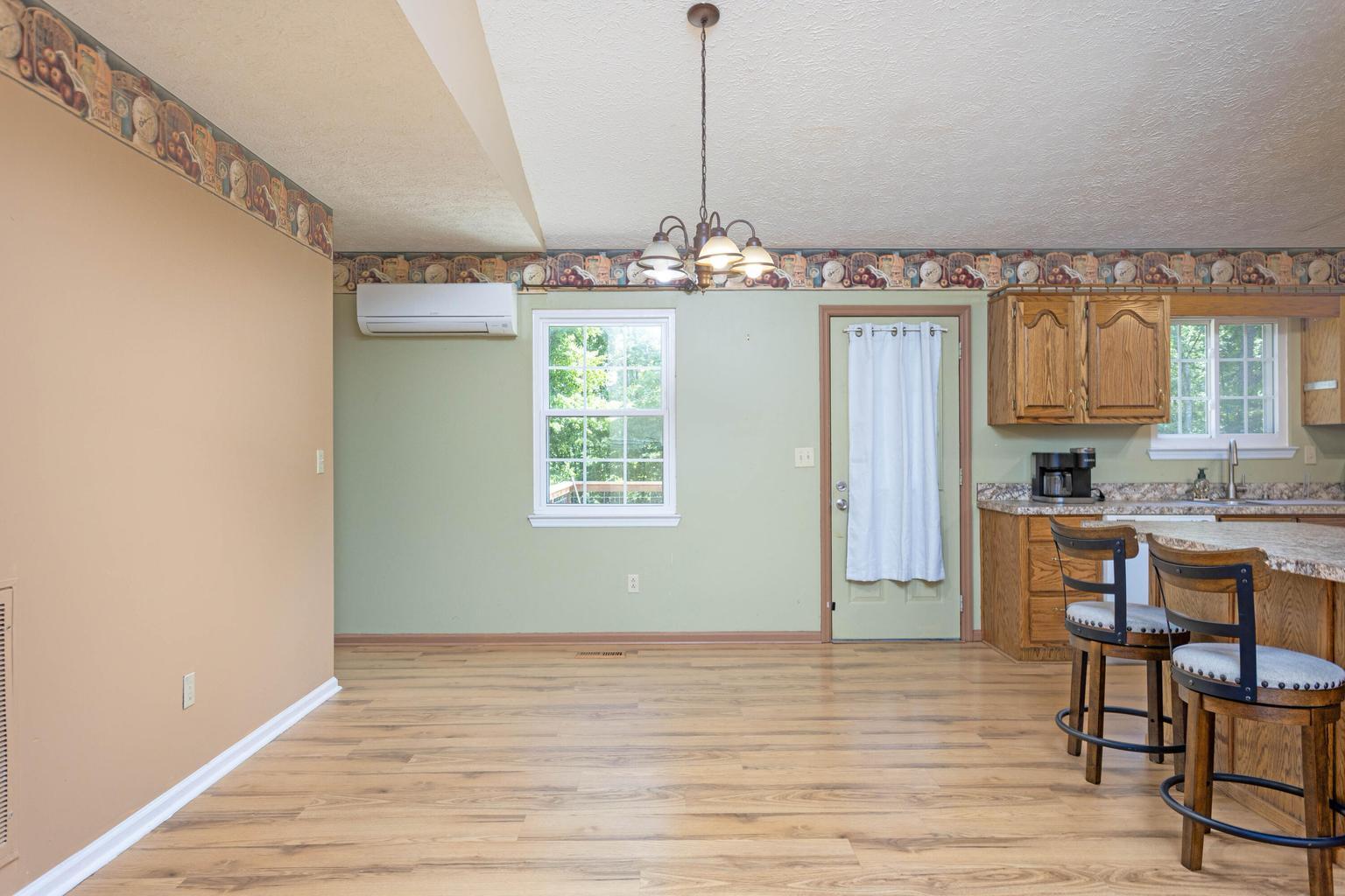 407 Sable Road Spring City, TN 37381 - Photo 8 of 47 Dining