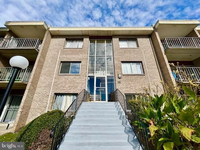 $2,150 | 3844 Bel Pre Road, Unit 38444, Silver Spring, MD 20906
