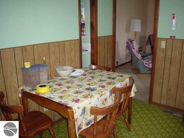 2057 Roseburgh Road Alger, MI 48610 - Photo 9 of 16 1756997-8.JPG