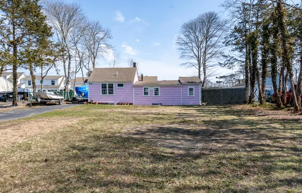 $549,000 | 62 Pine Avenue, Hyannis, MA 02601
