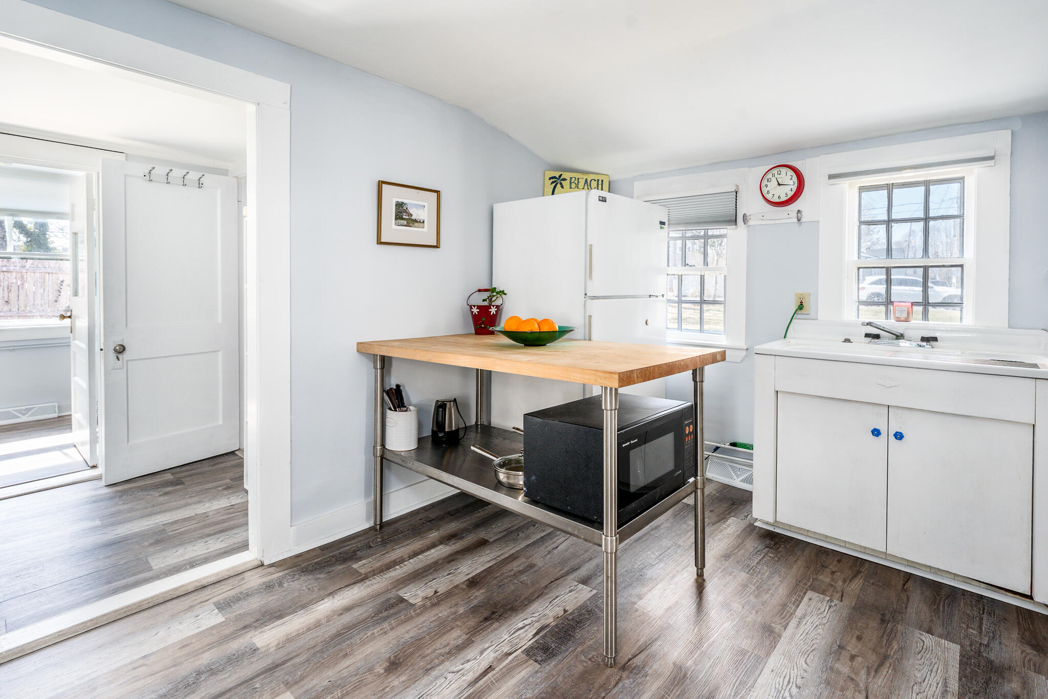 62 Pine Avenue Hyannis, MA 02601 - Photo 26 of 36 kitchen1