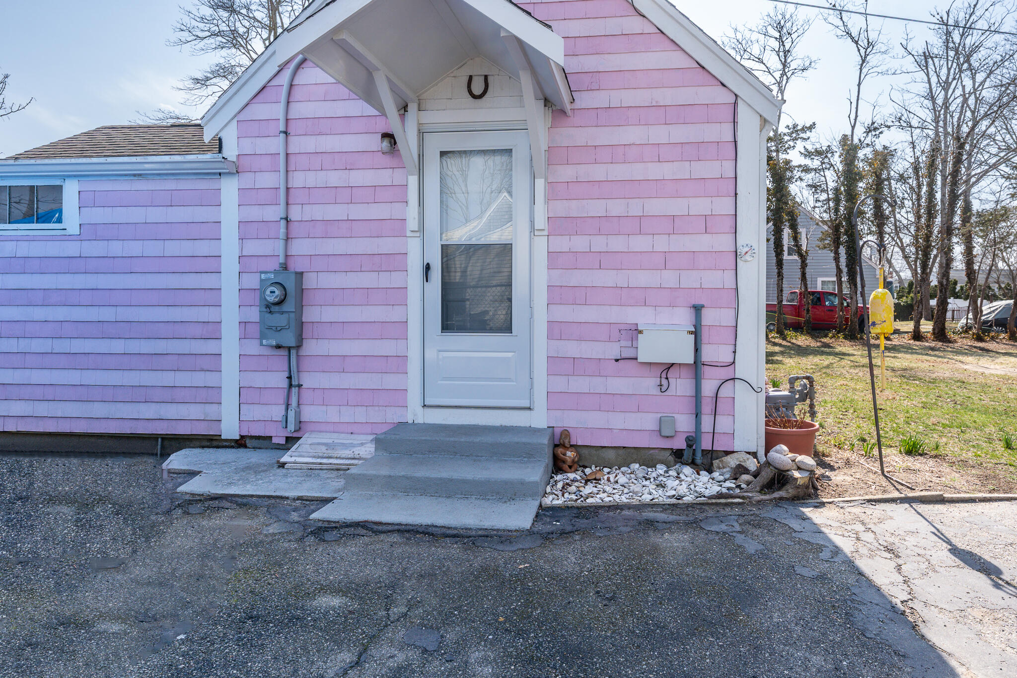 62 Pine Avenue Hyannis, MA 02601 - Photo 32 of 36 side1