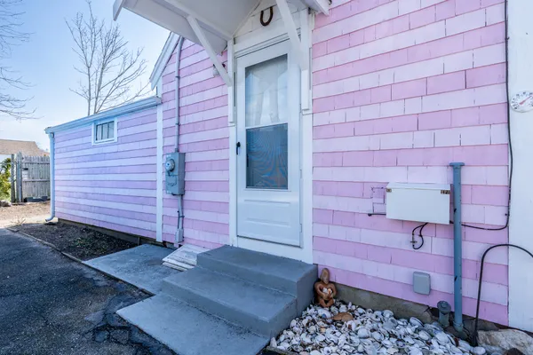 $519,000 | 62 Pine Avenue, Hyannis, MA 02601