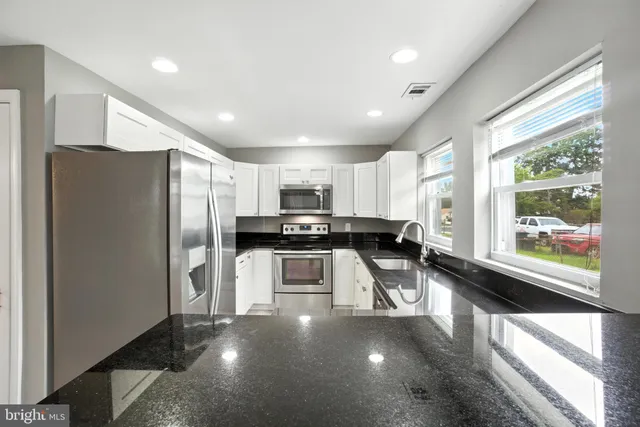 $299,900 | 11 Torque Way, Baltimore, MD 21220