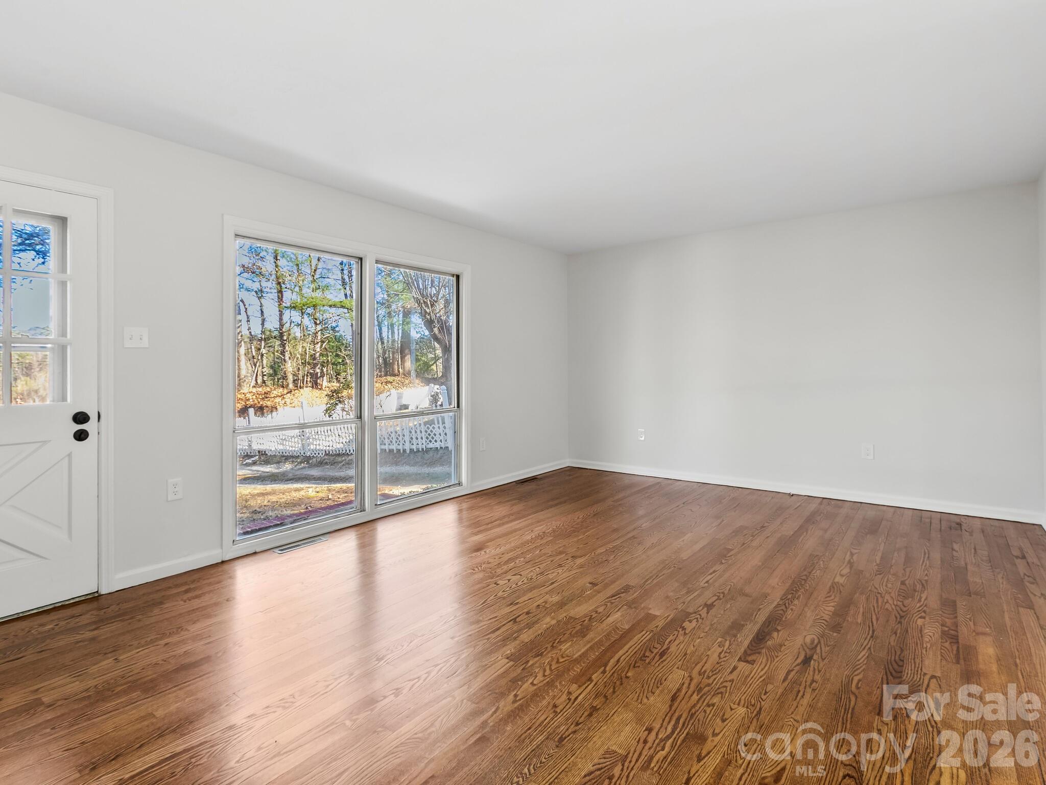 51 West Chapel Road Asheville, NC 28803 - Photo 4 of 23