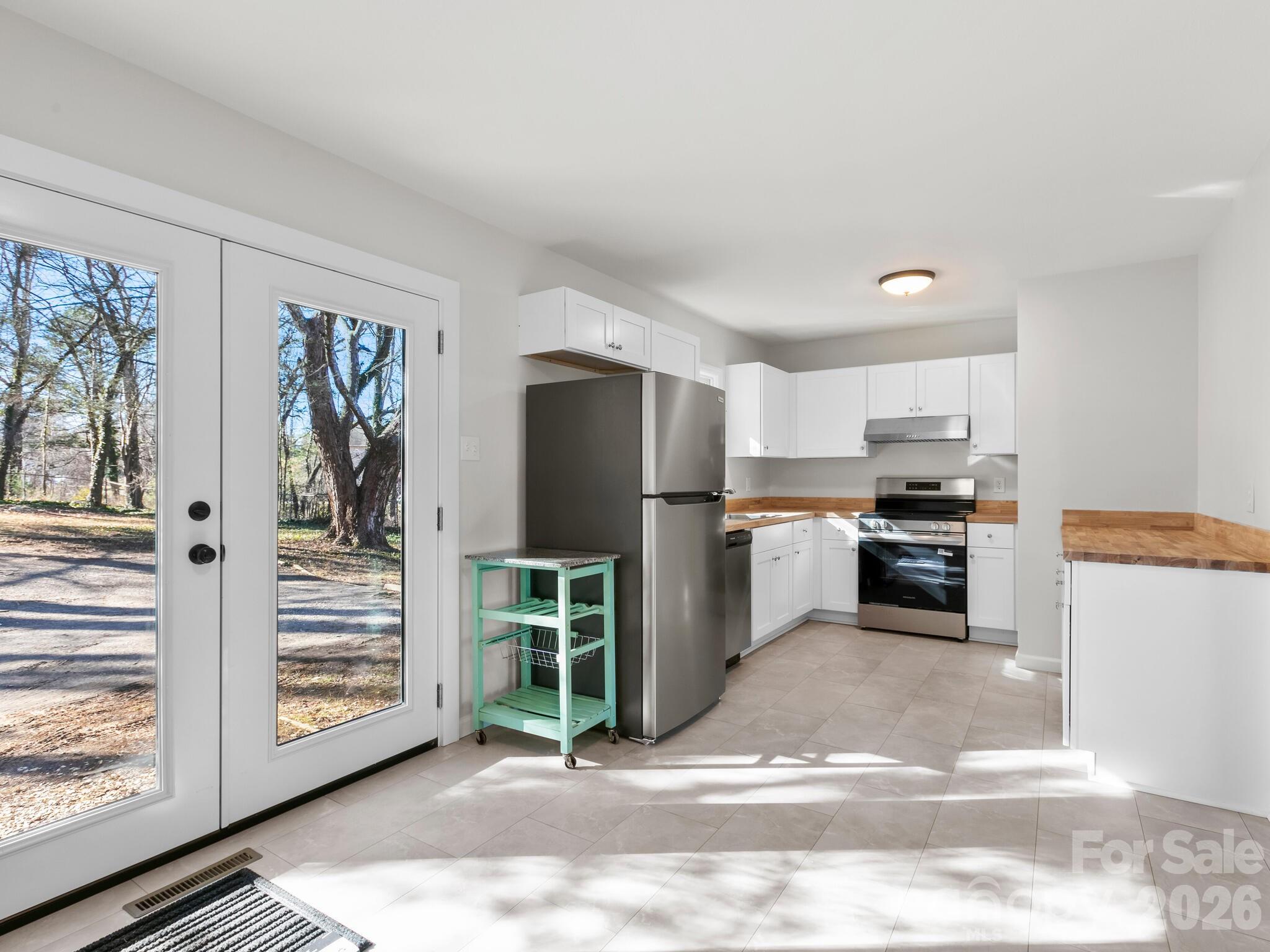 51 West Chapel Road Asheville, NC 28803 - Photo 6 of 23