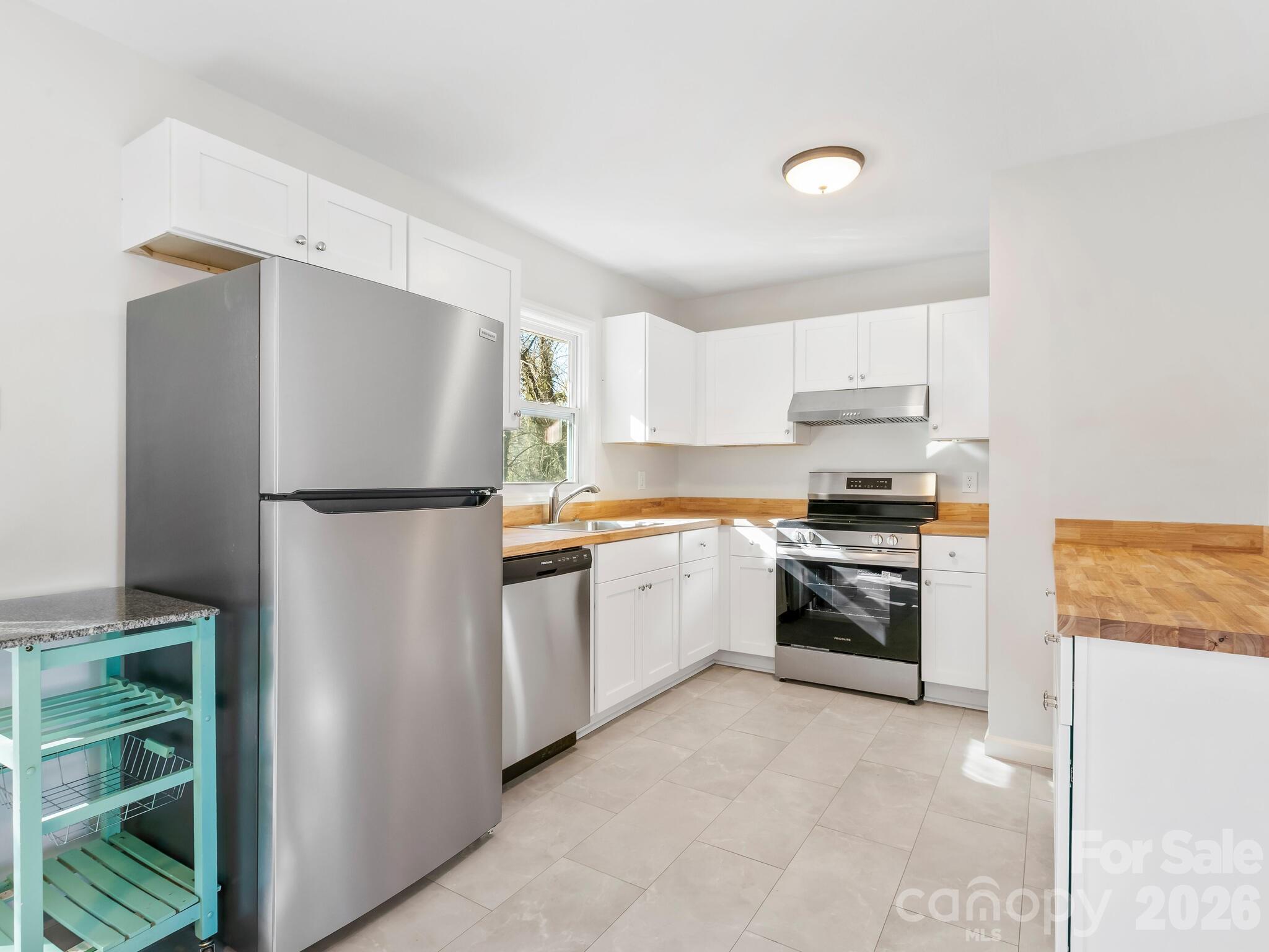 51 West Chapel Road Asheville, NC 28803 - Photo 7 of 23