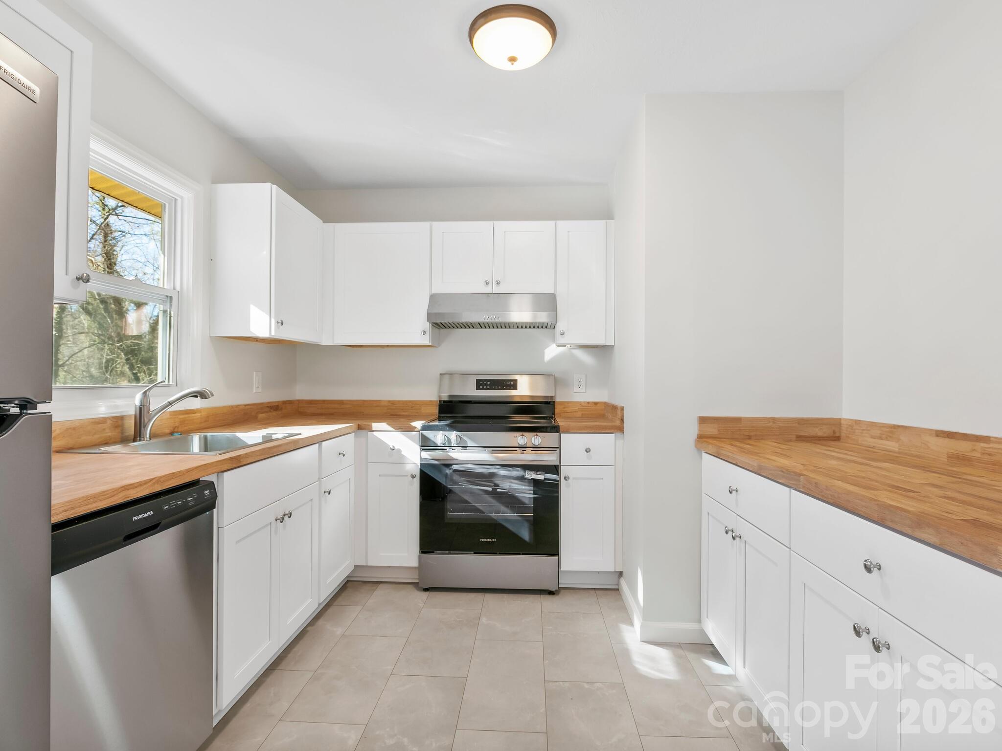 51 West Chapel Road Asheville, NC 28803 - Photo 8 of 23