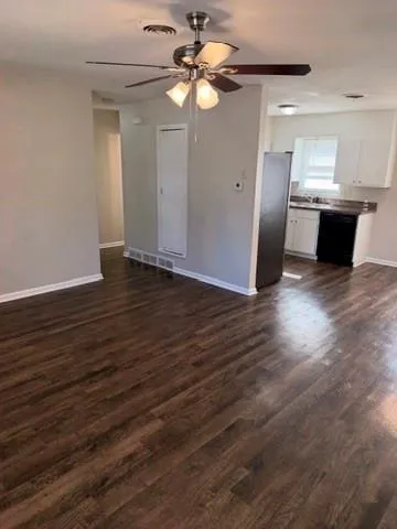 $1,850 | 414 East Tucker Boulevard, Arlington, TX 76010
