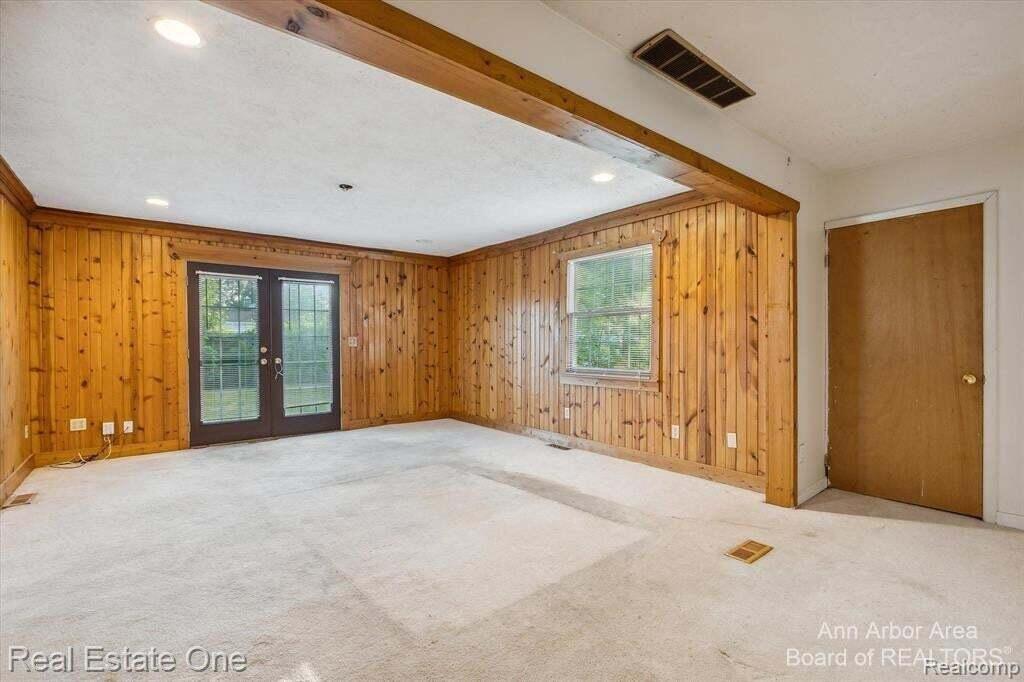 1361 Duncan Avenue Ypsilanti, MI 48198 - Photo 9 of 16 1361 8