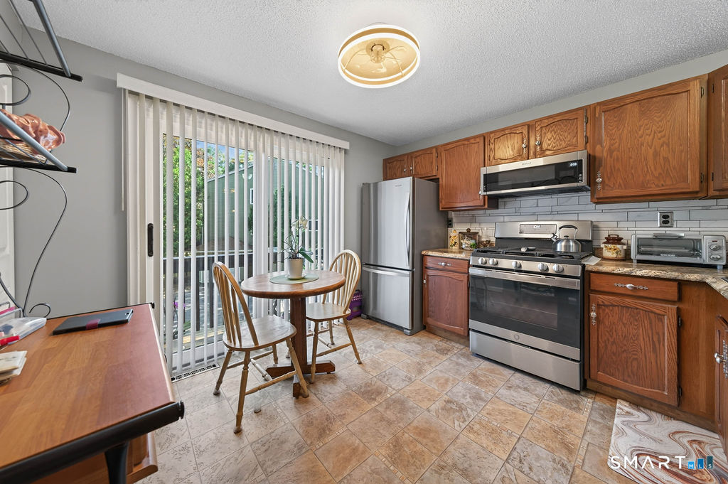 40 Foxon Hill Road, Unit L47 New Haven, CT 06513 - Photo 7 of 30